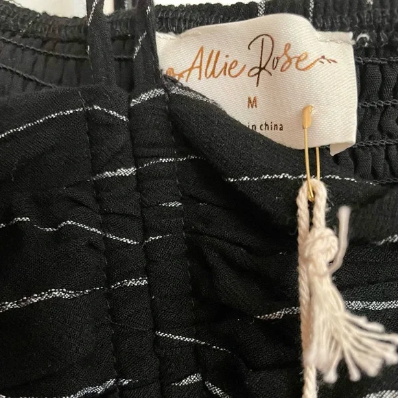 BNWT! Allie Rose, Harlow Halter Tie Jumpsuit in Black, Washed Pinstripe - Picture 10 of 12